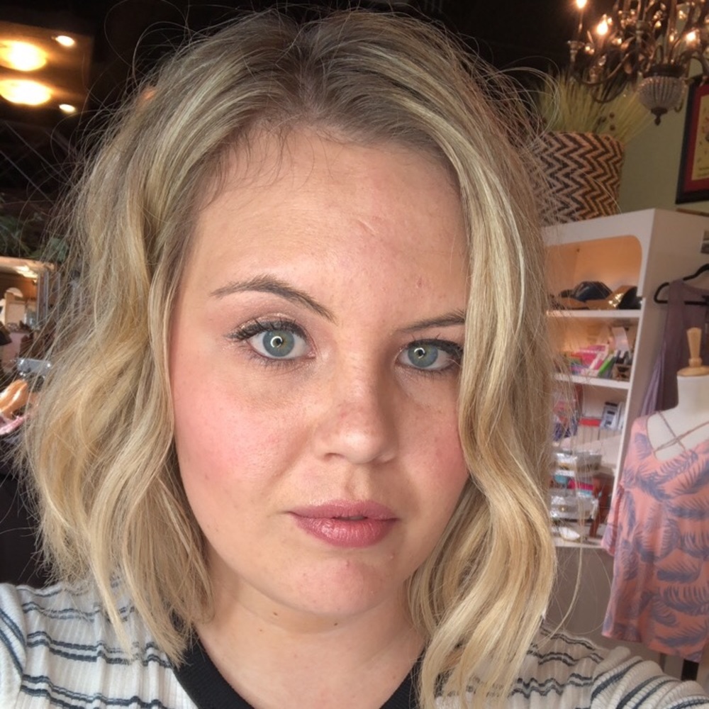 Meet your Posher, Paige